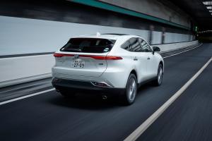 Toyota Harrier 2020 года 